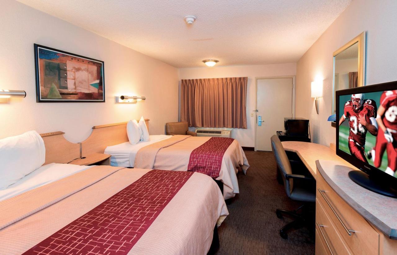 Red Roof Inn San Antonio Airport Bagian luar foto
