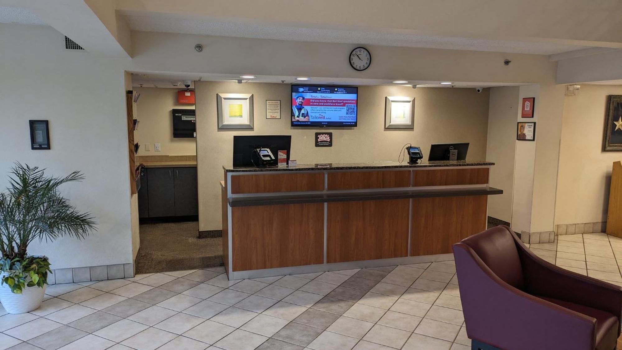 Red Roof Inn San Antonio Airport Bagian luar foto